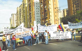 Protesta ante MARN  Av. Aragua (II)